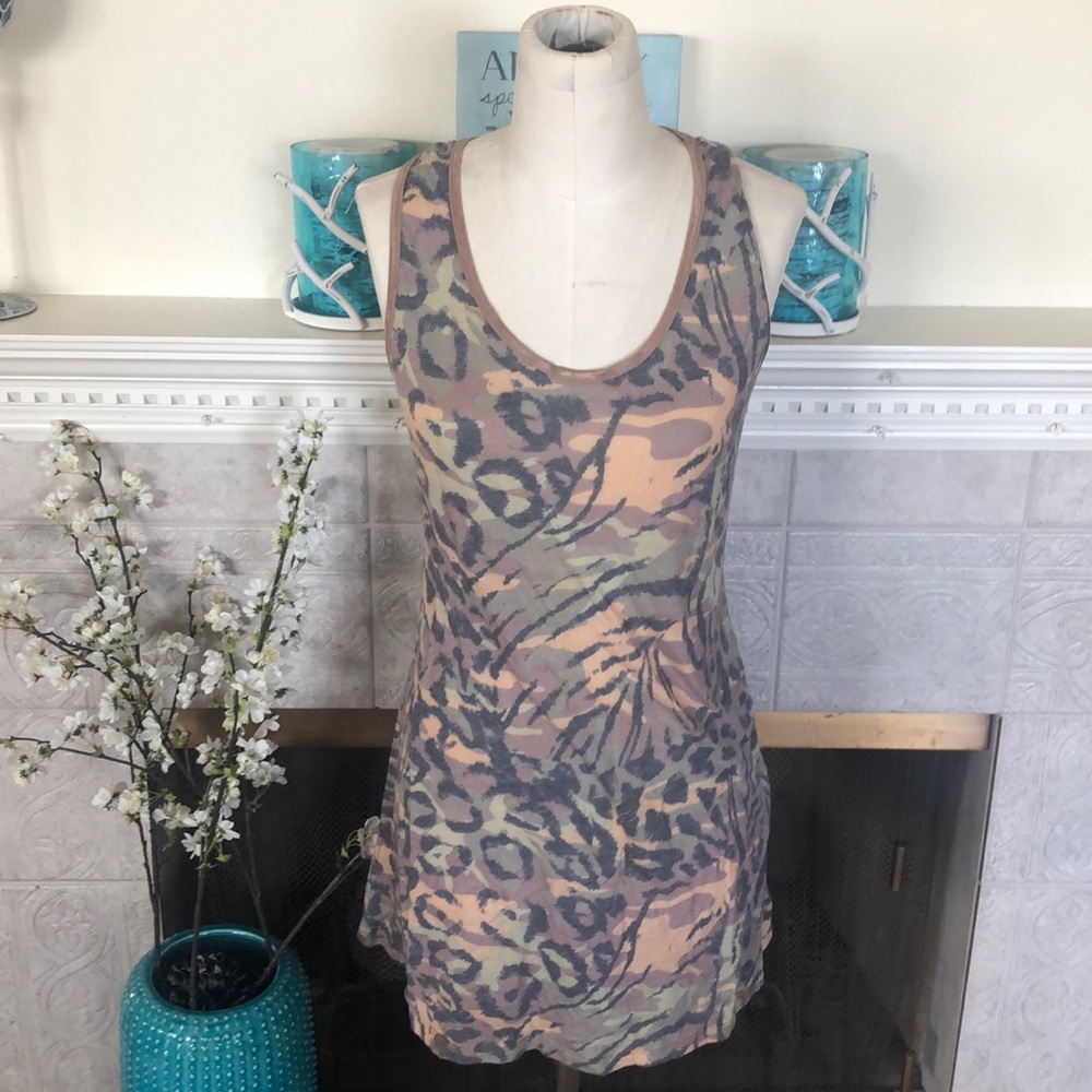 No label dress